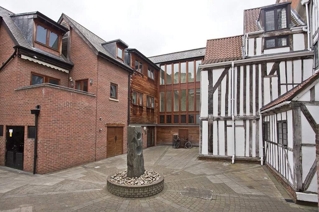 1 bedroom Flat, Low Petergate, York, YO1 - 