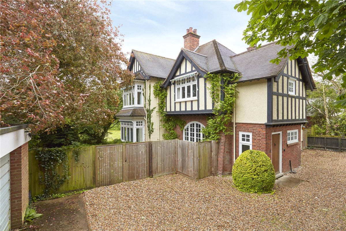 4 bedroom House, Hills Road, Cambridge, CB2 - Sold STC
