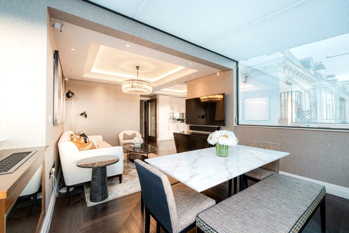 2 bedroom Flat, Prince Of Wales Terrace, Kensington, W8 - Available, Image 3
