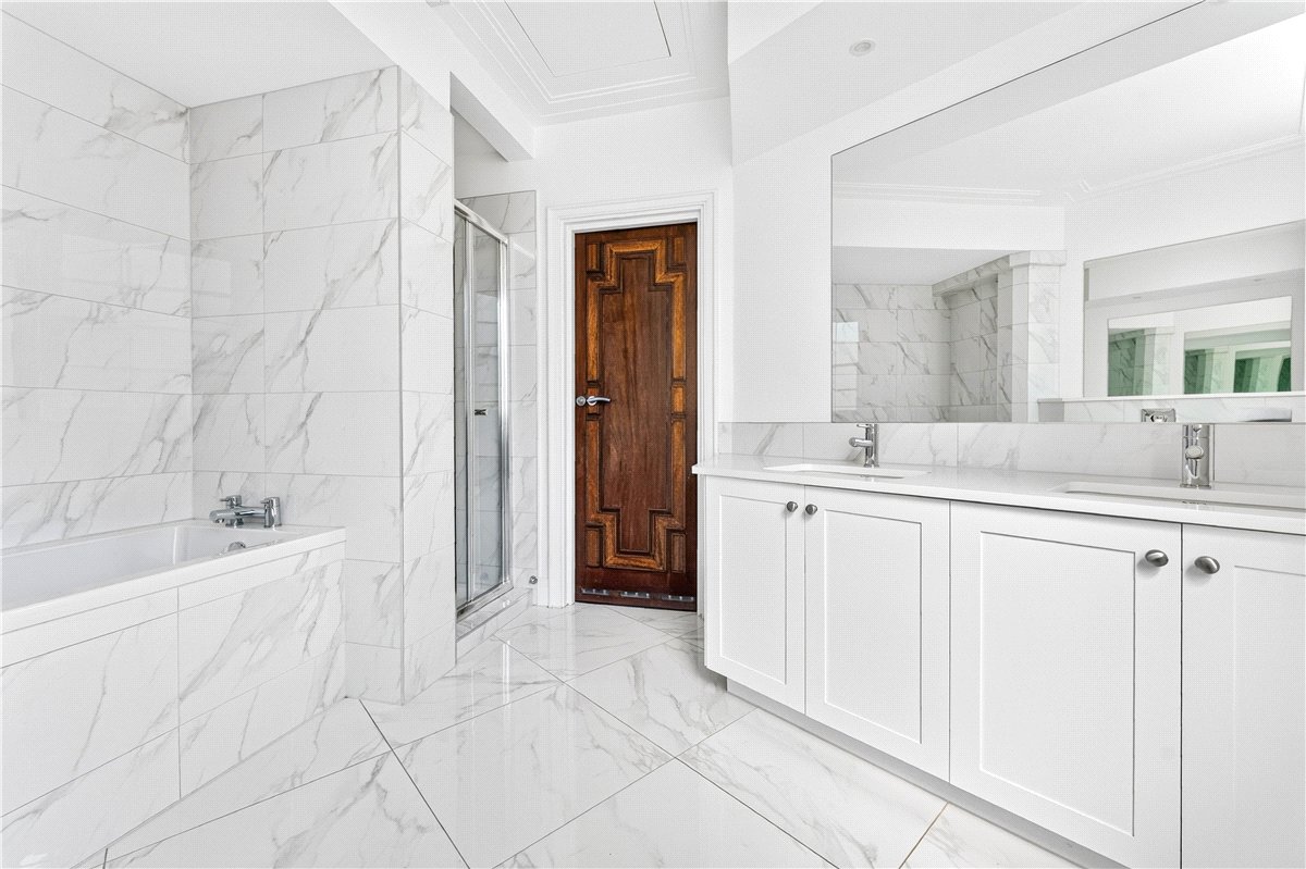 3 bedroom Flat, Gloucester Square, Paddington, W2 - Available, Image 19
