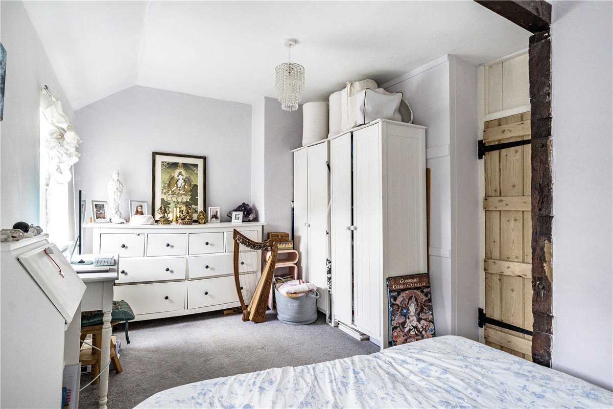 2 bedroom House, High Street, Manton, SN8 - Sold, Image 5