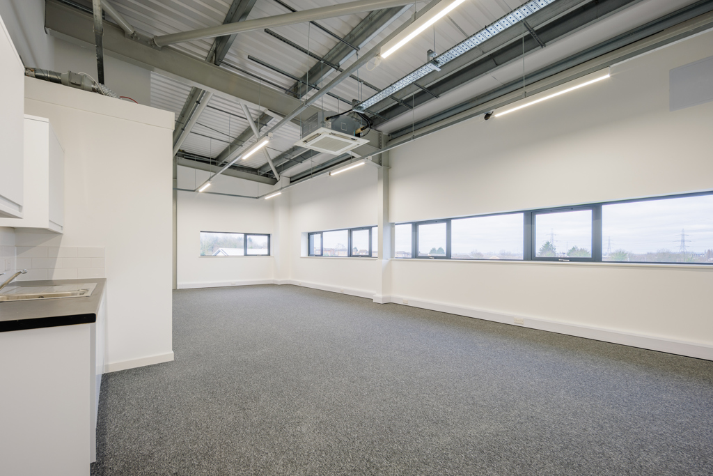 6750 Sq Ft, Botany Way, Purfleet, RM19 - Available, Image 2