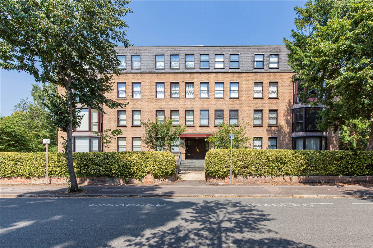 2 bedroom Flat, Hartley Court, Woodstock Road, OX2 - Let Agreed