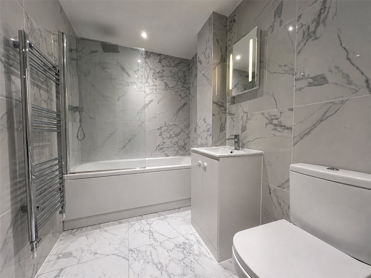 2 bedroom Flat, New Lane, Havant, PO9 - , Image 6