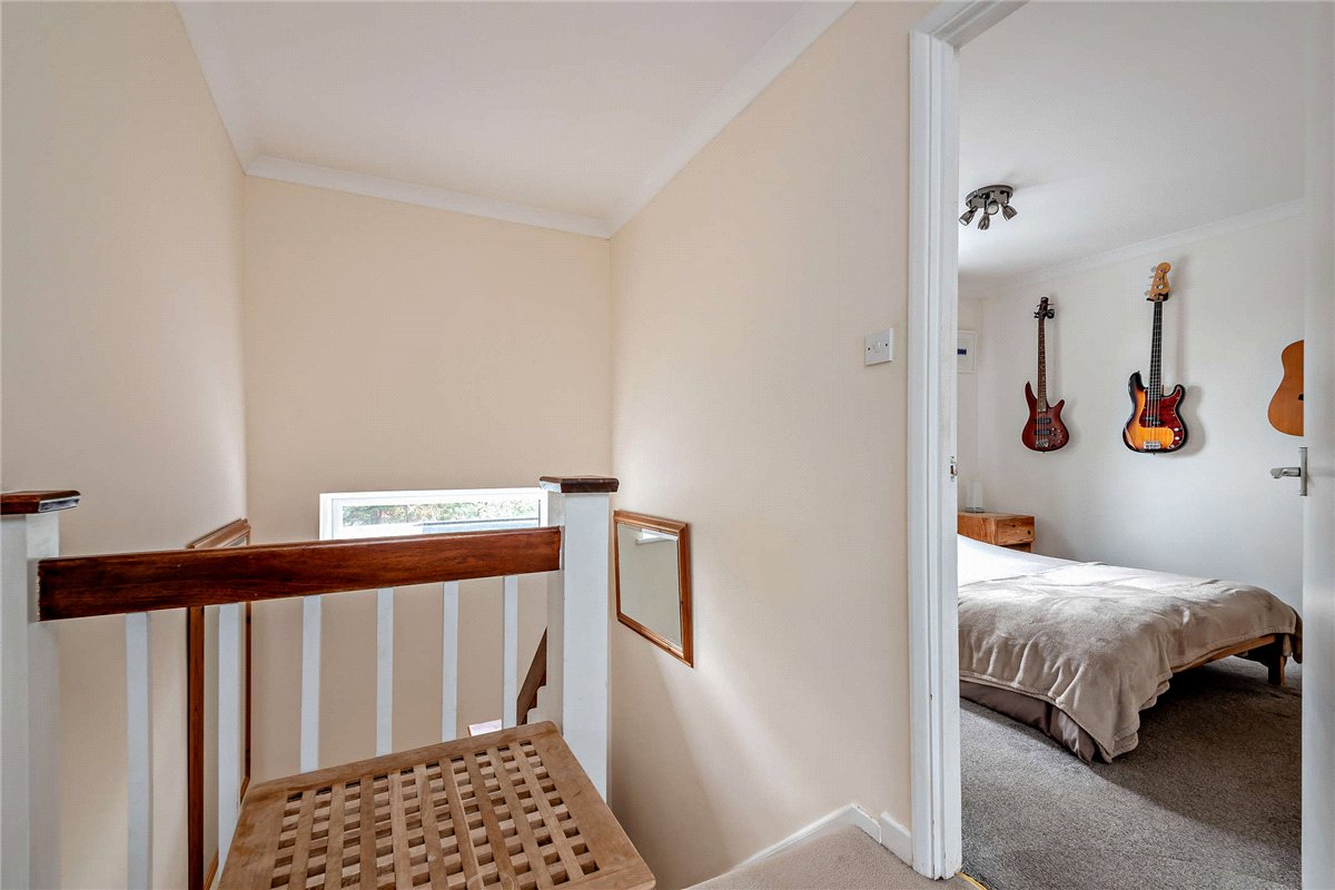 4 bedroom House, Falcon House Gardens, Woolton Hill, RG20 - Available, Image 14
