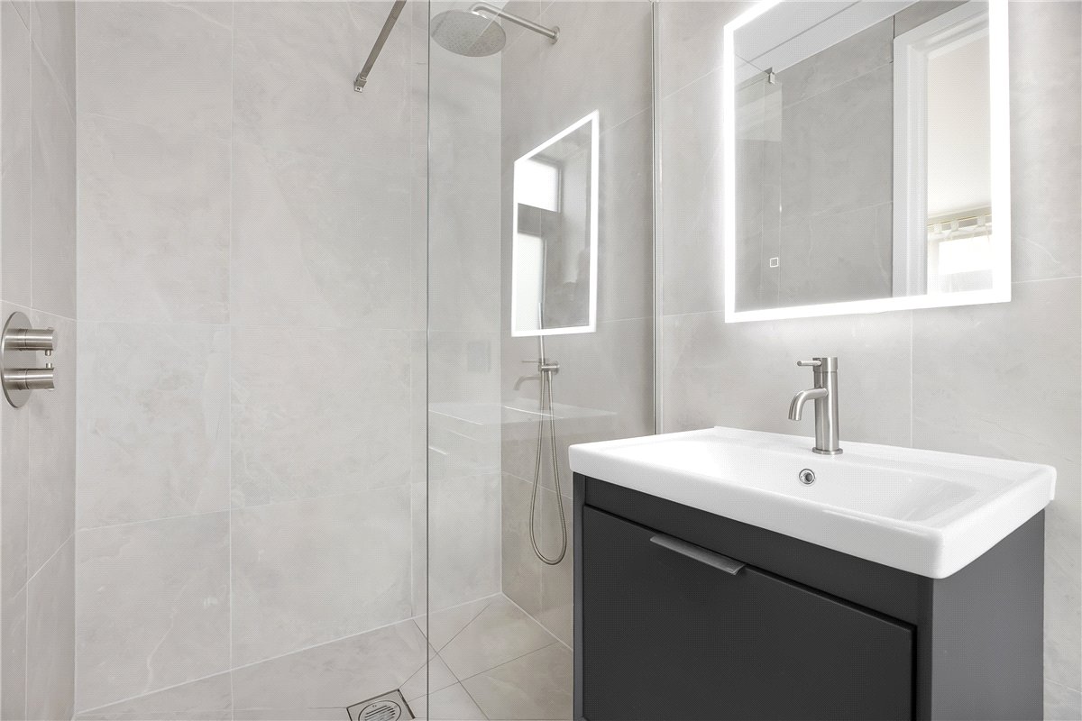 2 bedroom Flat, Apartment 3, Robin Hill, Clifford Road, LS29 - Available, Image 7