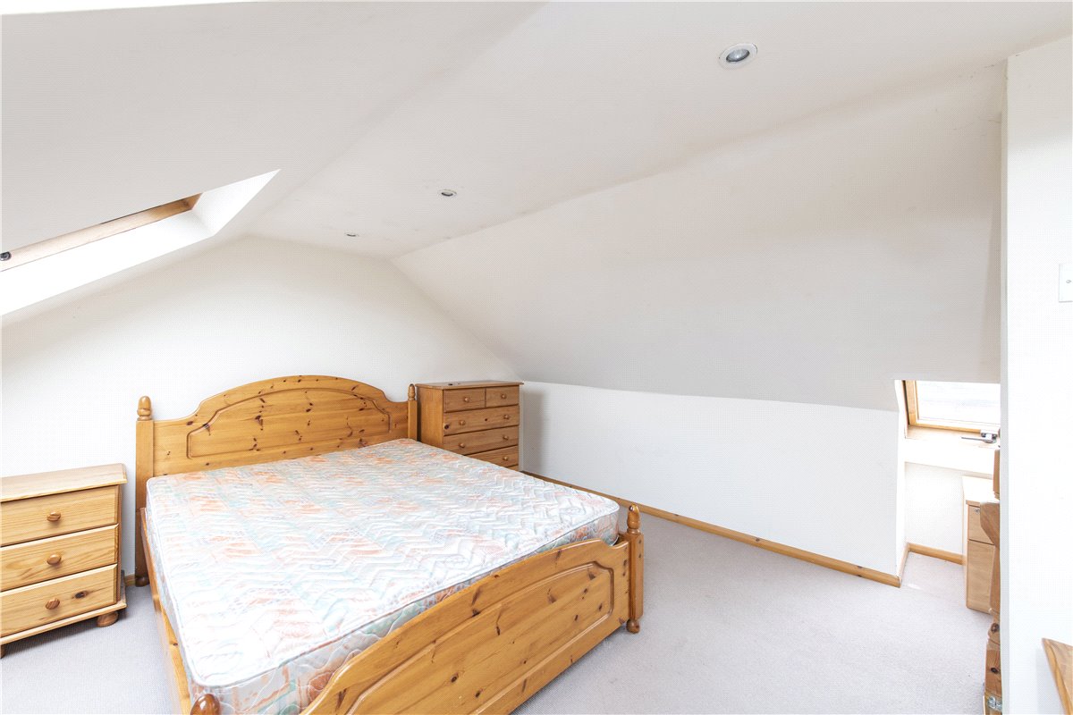 2 bedroom Maisonette, Loubet Street, London, SW17 - , Image 8