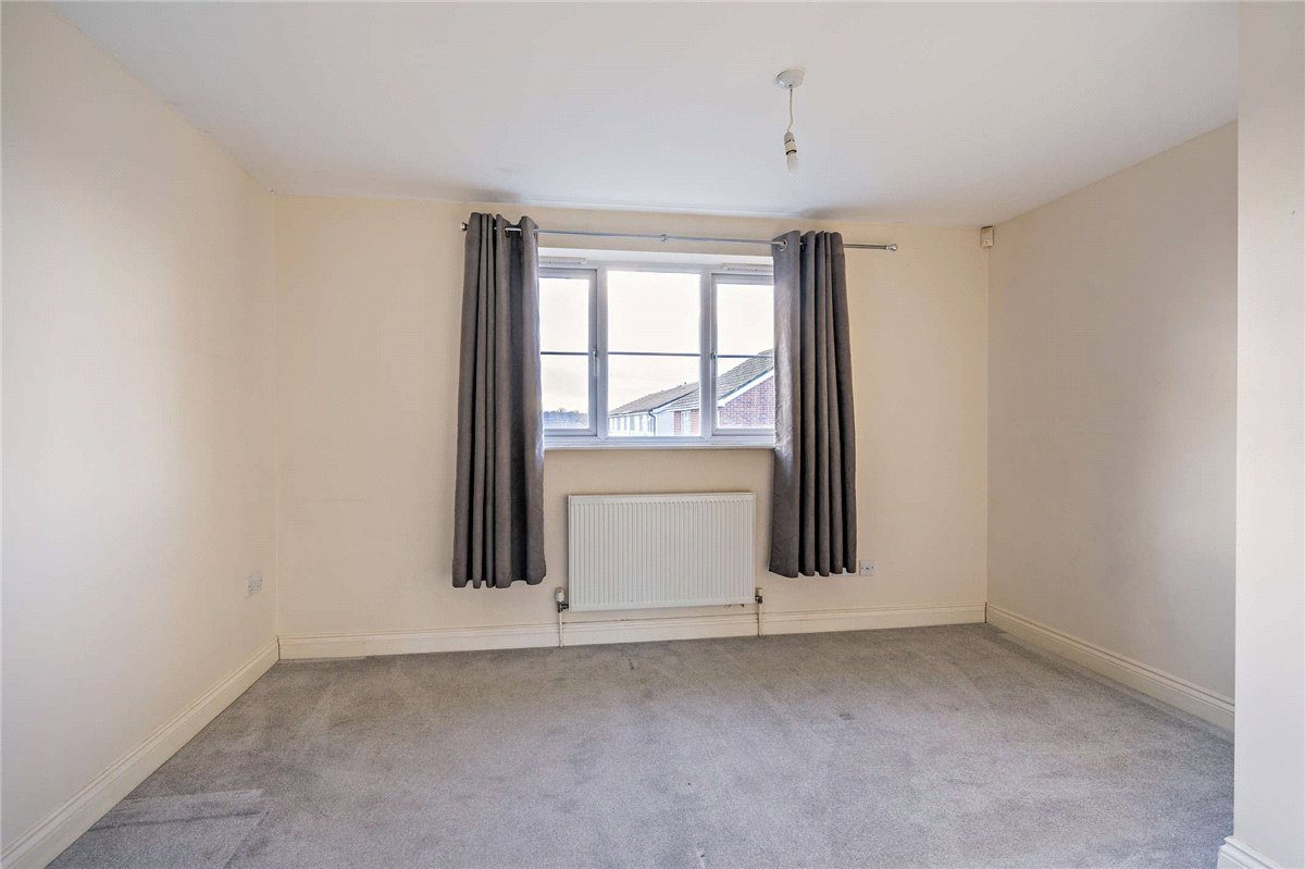 2 bedroom House, Redfinch Mews, Thatcham, RG19 - Sold, Image 8