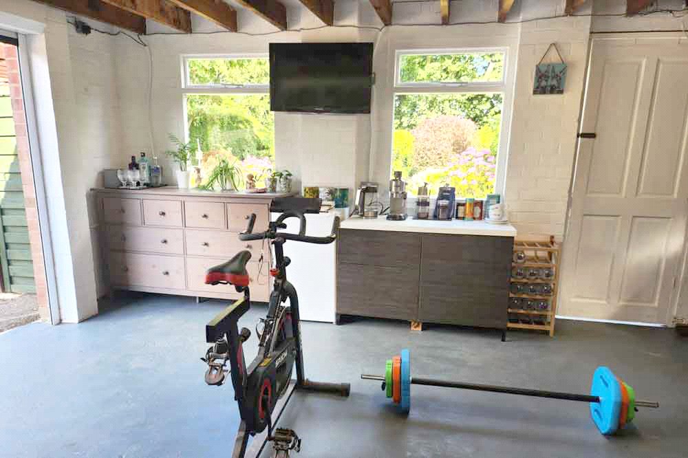 2 bedroom Flat, Holbeck Hill, Scarborough, YO11 - Available, Image 4