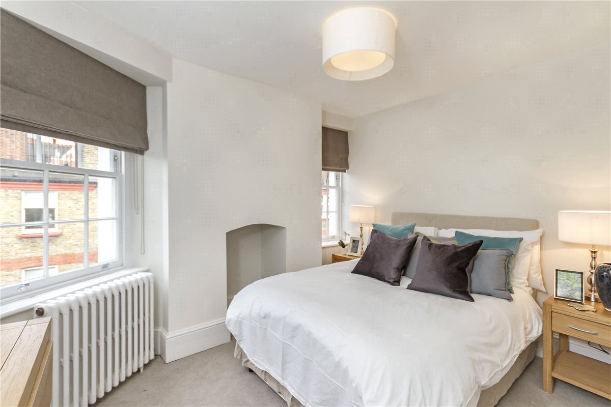 2 bedroom Maisonette, Manchester Street, Marylebone, W1U - Available, Image 4