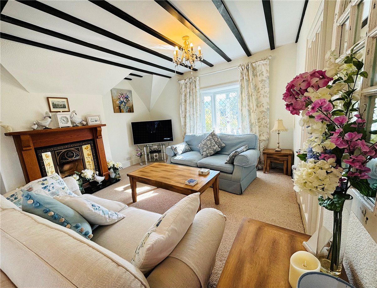 5 bedroom House, Eastcliff Road, Shanklin, PO37 - Available, Image 1