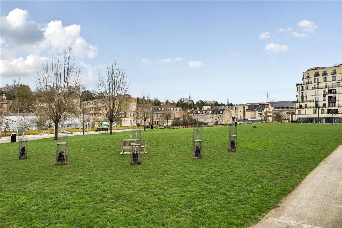 2 bedroom Flat, Midland Road, Bath, BA2 - Sold, Image 11