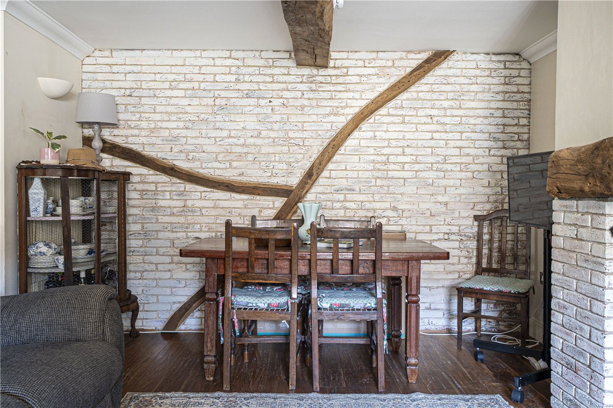 5 bedroom House, West Street, Hambledon, PO7 - Available, Image 3