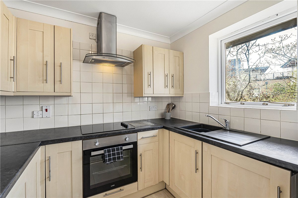 2 bedroom Flat, Paradise Street, Oxford, OX1 - Let Agreed, Image 4