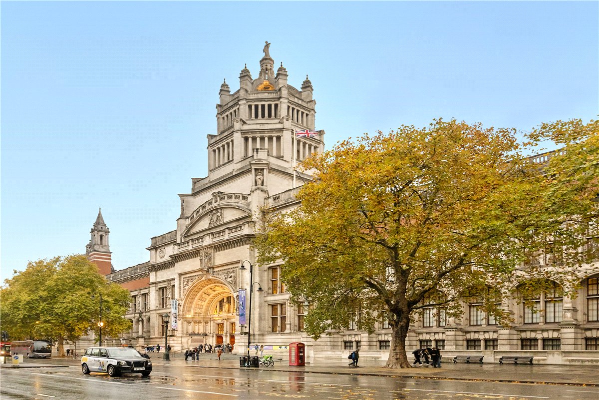 4 bedroom Maisonette, Egerton Gardens, Knightsbridge, SW3 - Available, Image 6