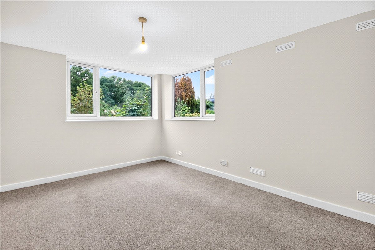 3 bedroom Bungalow, Hodgetts Lane, Burton Green, CV8 - Available, Image 6