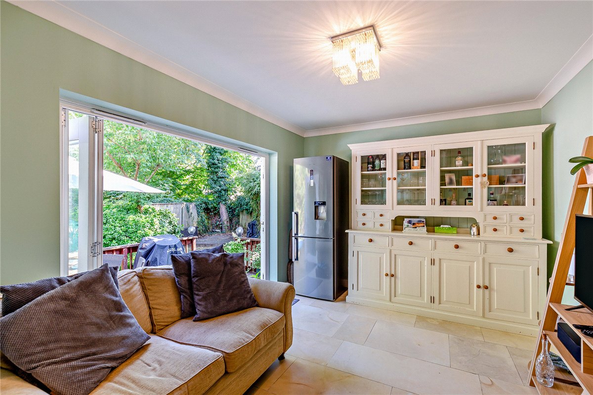 5 bedroom House, Meredun Close, Hursley, SO21 - Available, Image 4