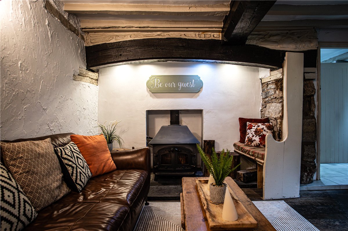 3 bedroom Cottage, Abbey Road, Llangollen, LL20 - Available, Image 8
