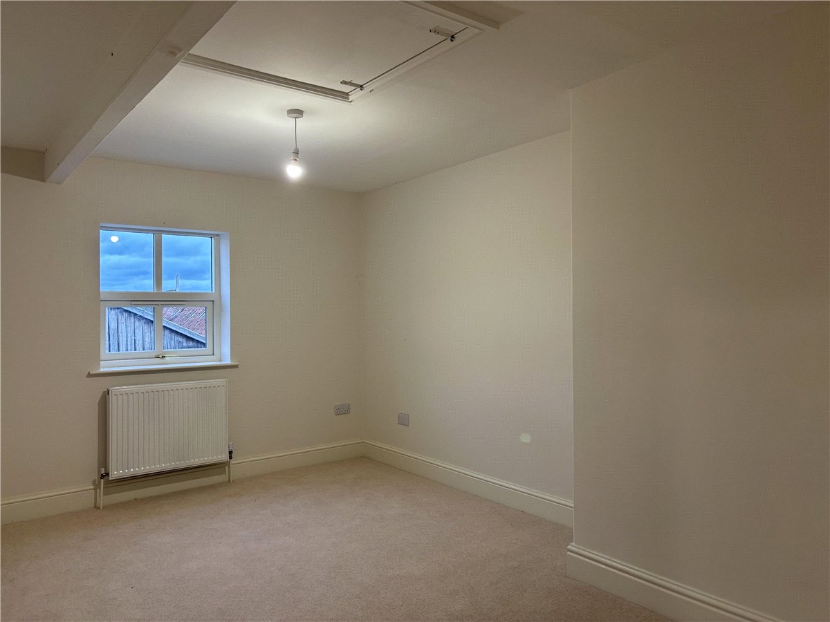 3 bedroom House, Sutton on Derwent, York, YO41 - Available, Image 8