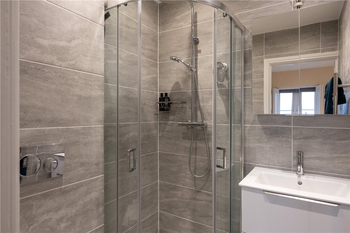 3 bedroom House, Bevin Square, London, SW17 - Sold, Image 13