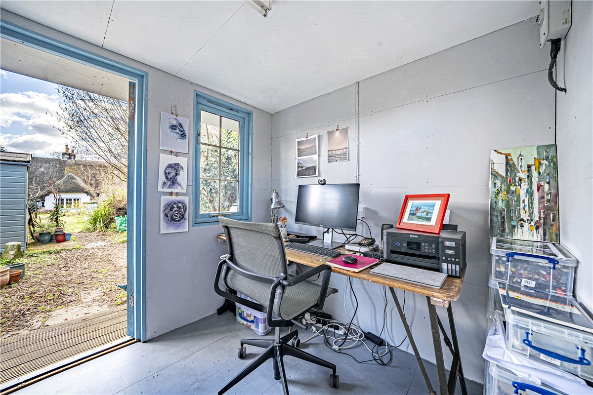 1 bedroom House, Duke Street, Micheldever, SO21 - Sold, Image 14
