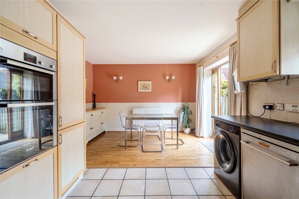 3 bedroom House, Cromwell Court, Marlborough, SN8 - Available, Image 4