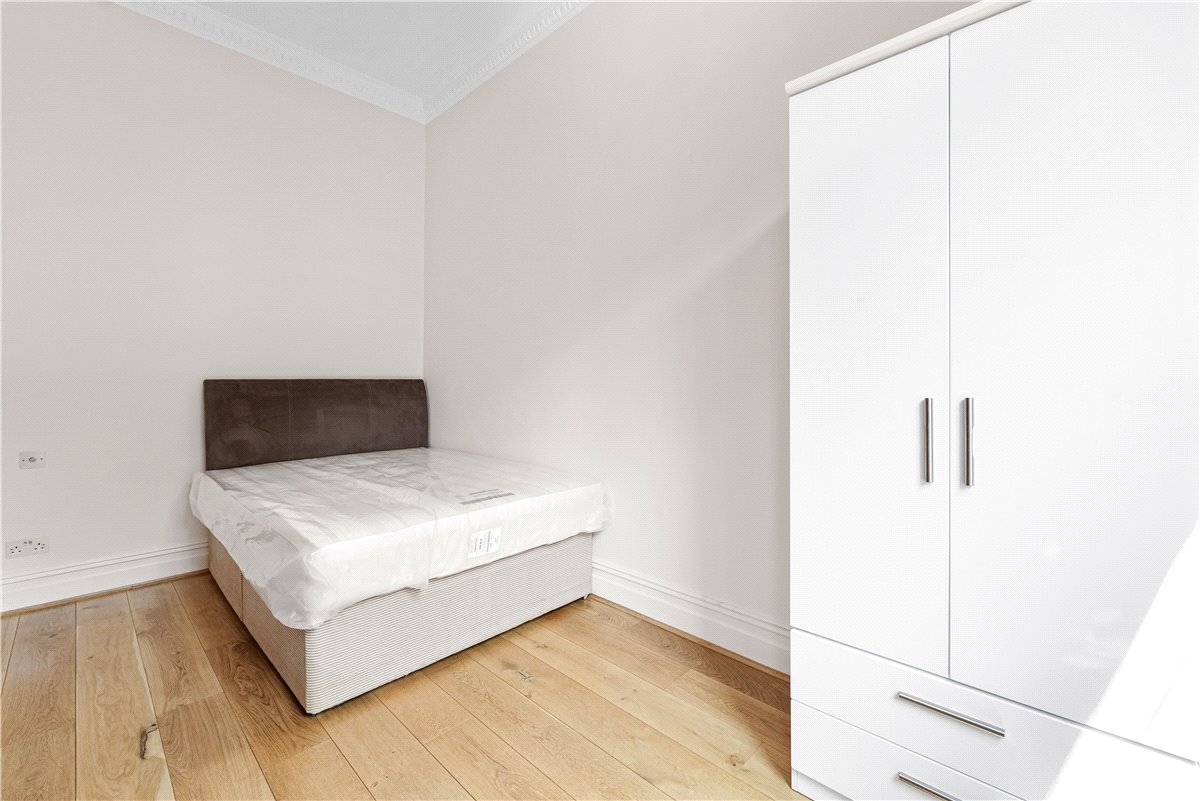 1 bedroom Flat, Egerton Gardens, Knightsbridge, SW3 - Available, Image 2