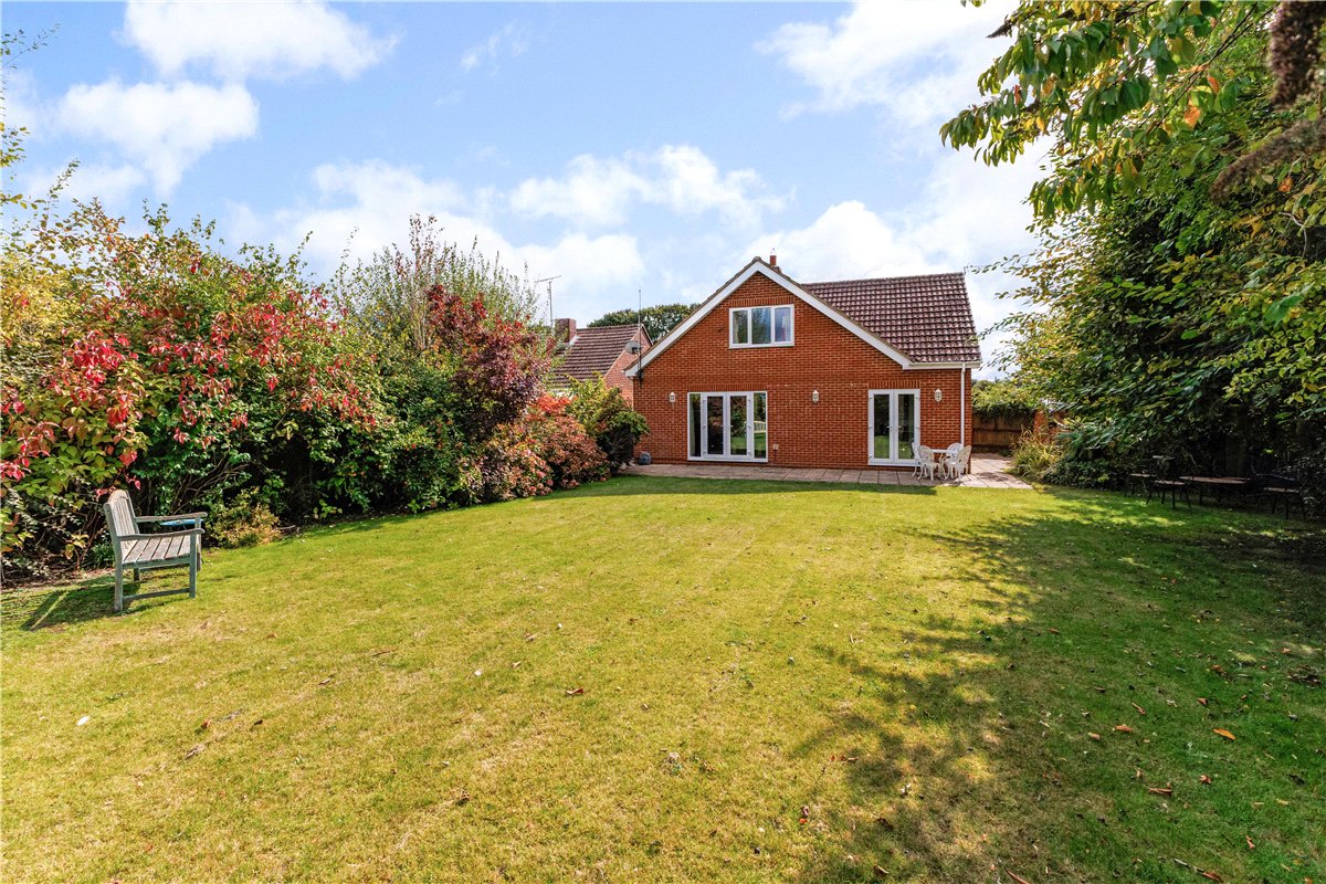 3 bedroom House, Eastsands, Burbage, SN8 - Sold STC, Image 1