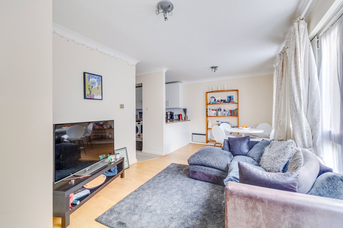 2 bedroom Flat, Maltings Place, Fulham, SW6 - Available, Image 5