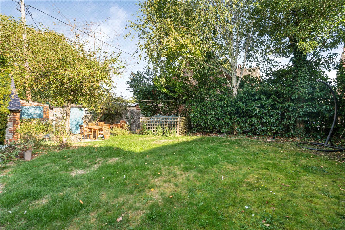 3 bedroom House, East Kennett, Marlborough, SN8 - Available, Image 14