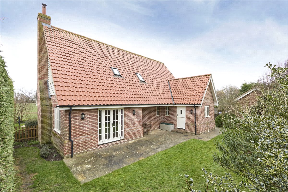 4 bedroom House, Oak Road, Pebmarsh, CO9 - Sold STC, Image 8