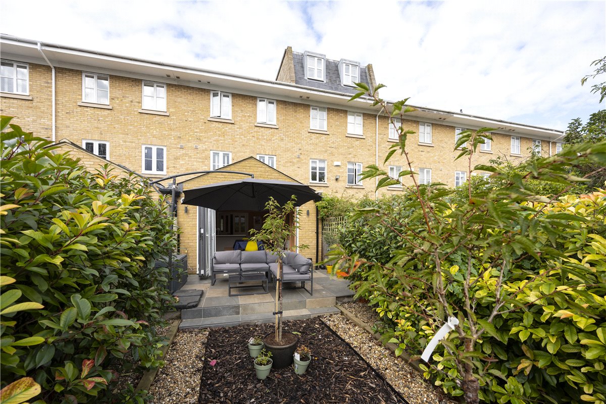 3 bedroom House, Bevin Square, London, SW17 - Sold, Image 4