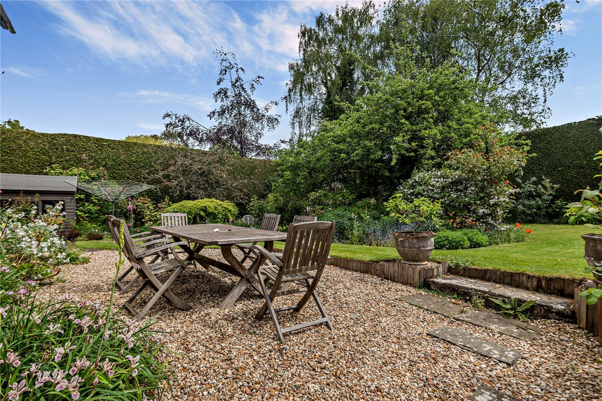 5 bedroom House, Andover Road, Newbury, RG14 - Available, Image 23