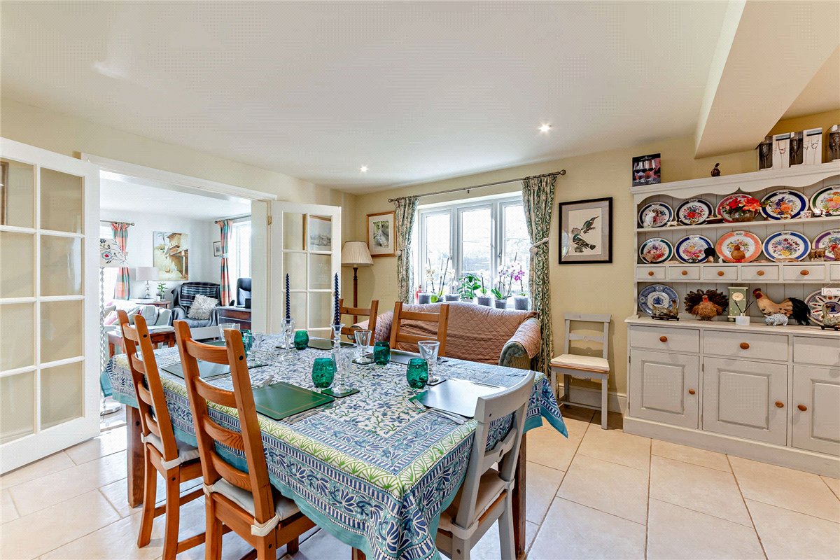 5 bedroom House, Burys Bank Road, Crookham Common, RG19 - Available, Image 16