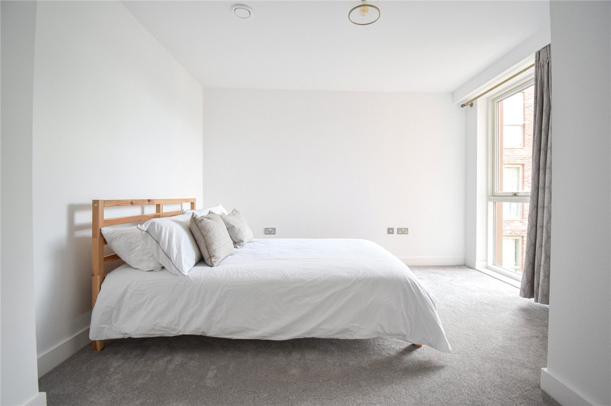 3 bedroom Flat, Scholars Court, Harrison Drive, CB2 - Let Agreed, Image 10