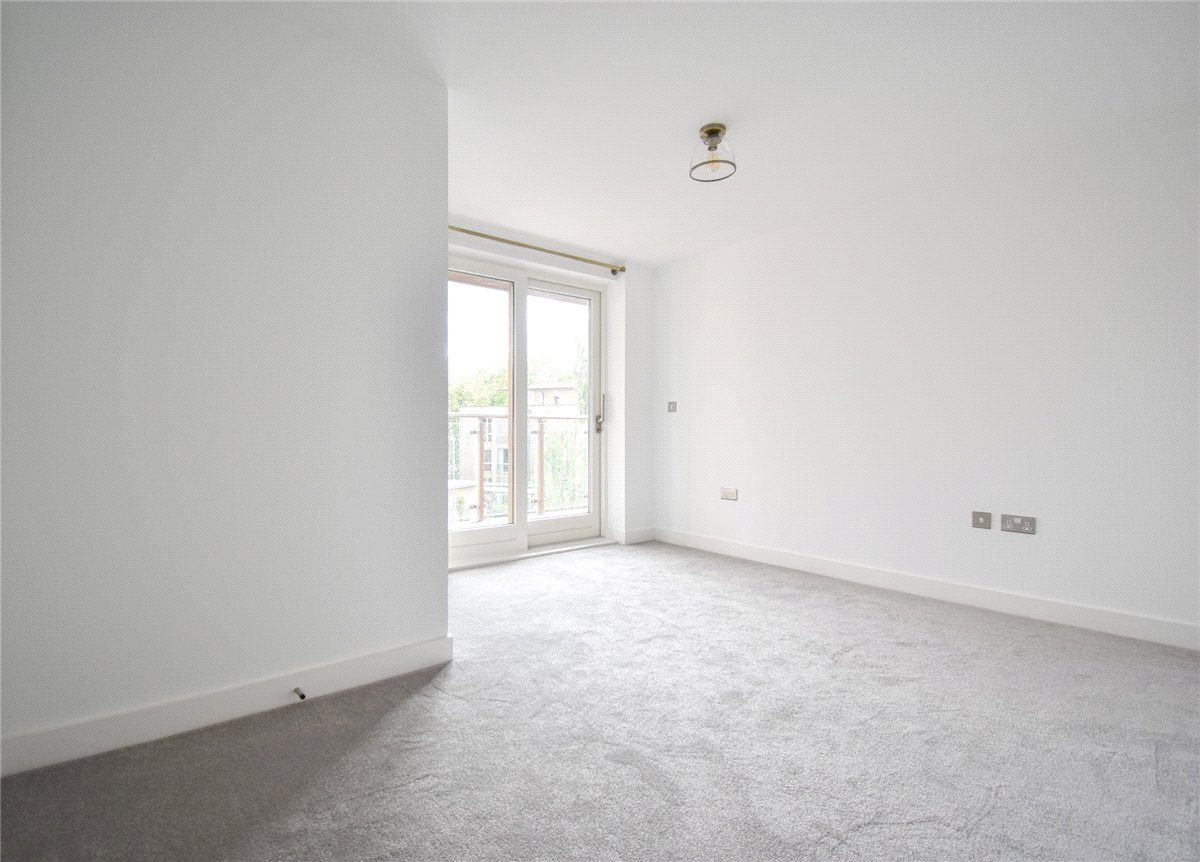 3 bedroom Flat, Scholars Court, Harrison Drive, CB2 - Let Agreed, Image 10