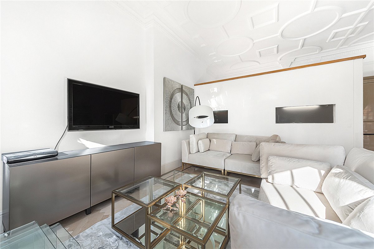 1 bedroom Flat, Carlos Place, Mayfair, W1K - Available, Image 25