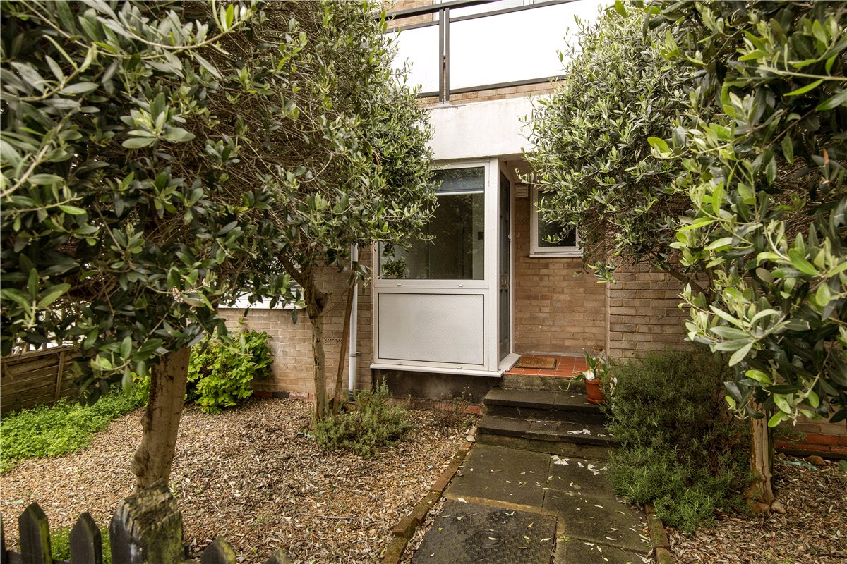1 bedroom Flat, Mayford Road, London, SW12 - Sold, Image 1