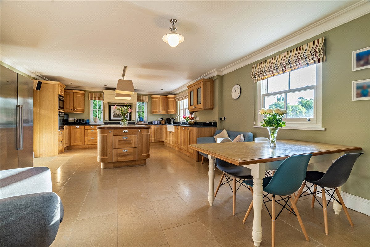 6 bedroom House, Cat Street, East Hendred, OX12 - Available, Image 4