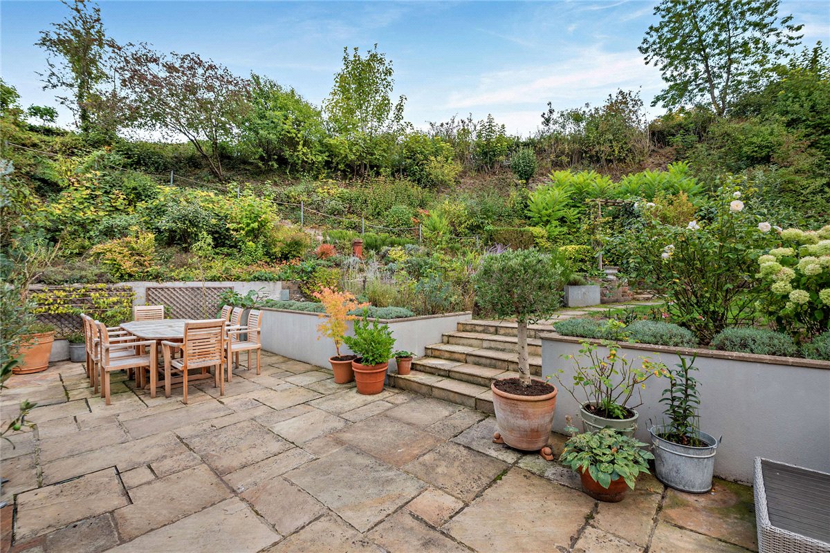 3 bedroom House, Ecchinswell, Newbury, RG20 - Available, Image 15