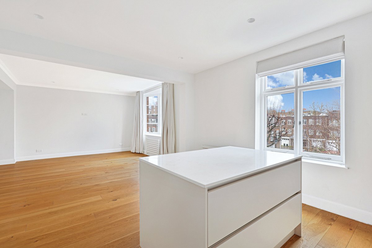 3 bedroom Flat, Holland Park Road, Holland Park, W14 - Let Agreed, Image 13