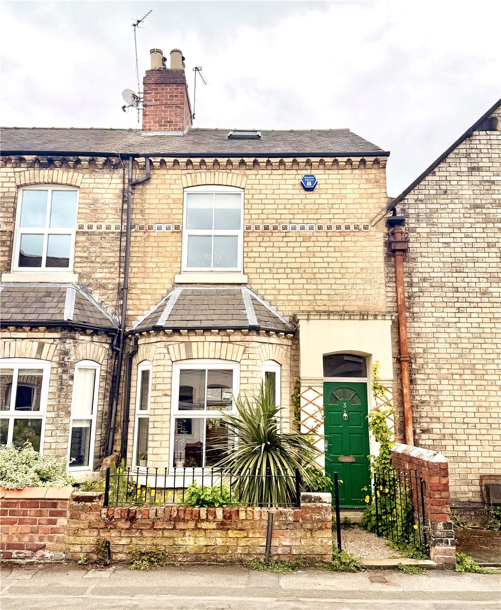 2 bedroom House, Neville Terrace, York, YO31 - Available