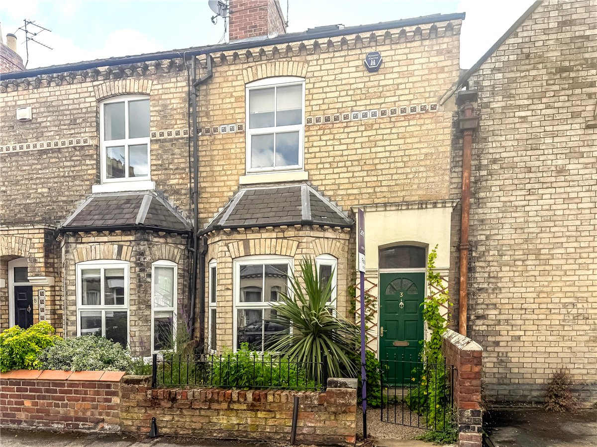 2 bedroom House, Neville Terrace, York, YO31 - Available