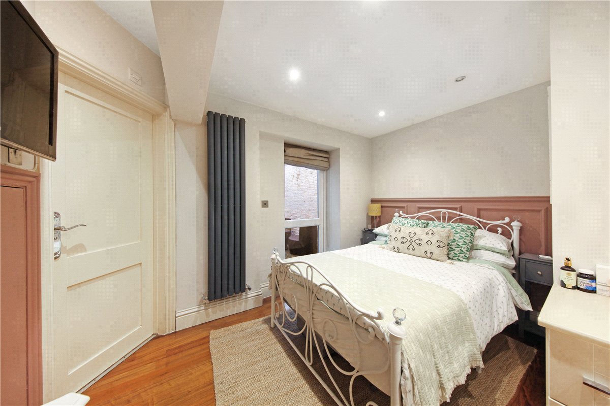 3 bedroom House, Oldbury Place, Marylebone, W1U - Available, Image 7