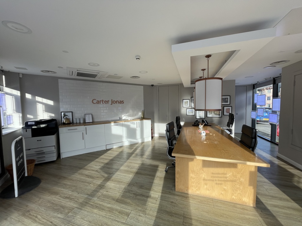 344.34 Sq Ft, 1 Histon Road, Cambridge, CB4 - Available, Image 1