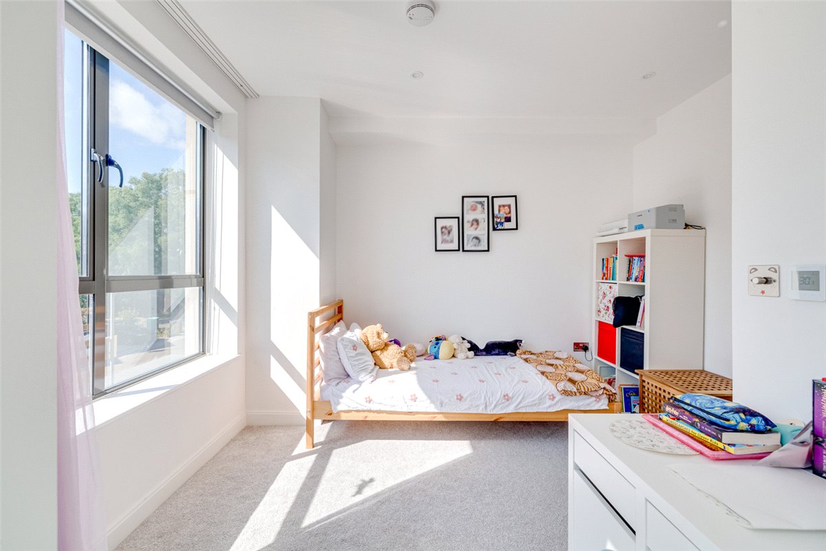 3 bedroom House, Harlow Gardens, Kingston upon Thames, KT1 - Let Agreed, Image 7