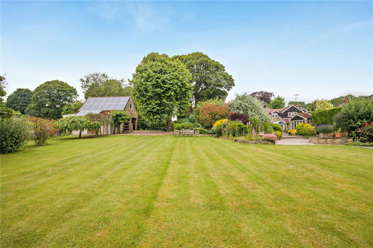 4 bedroom House, Lumby, Near Leeds, LS25 - Available, Image 2