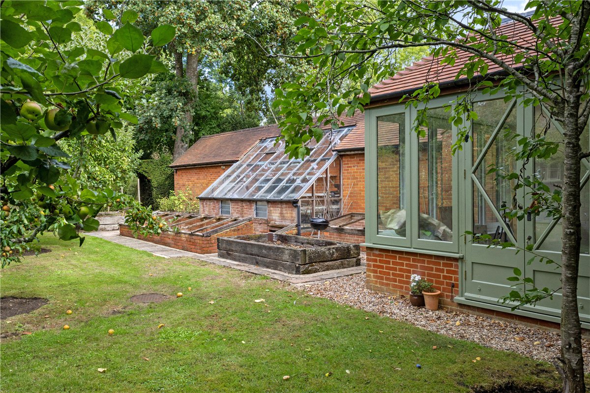 4 bedroom House, West Stowell, Marlborough, SN8 - Available, Image 39