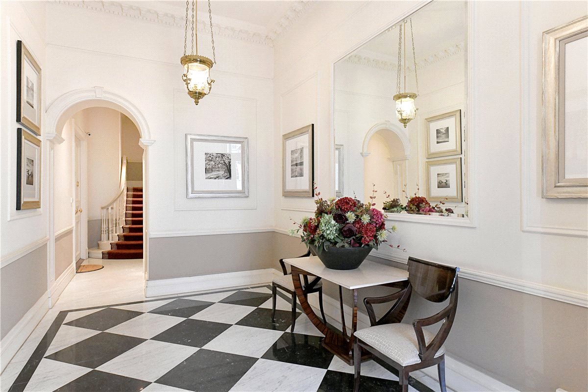 4 bedroom Flat, Upper Grosvenor Street, Mayfair, W1K - Available, Image 12