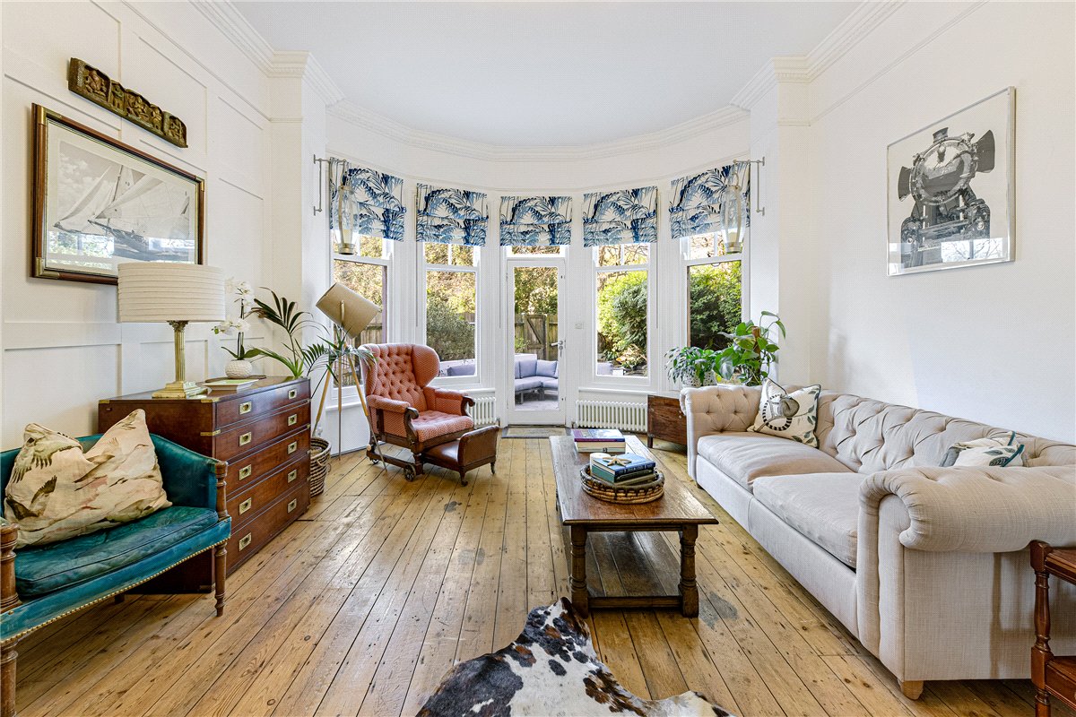 2 bedroom Flat, Nightingale Lane, London, SW12 - Sold STC, Image 2